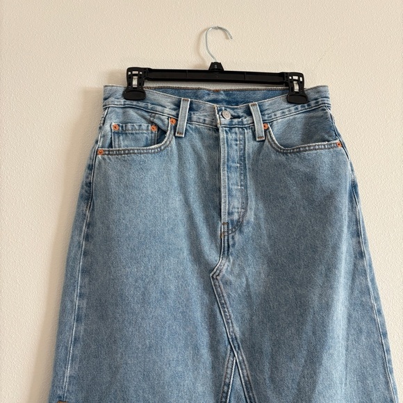 NWOT Levi's® Premium LONG ICON SKIRT Light Wash Blue Denim Women’s Jean Skirt. - Picture 5 of 16